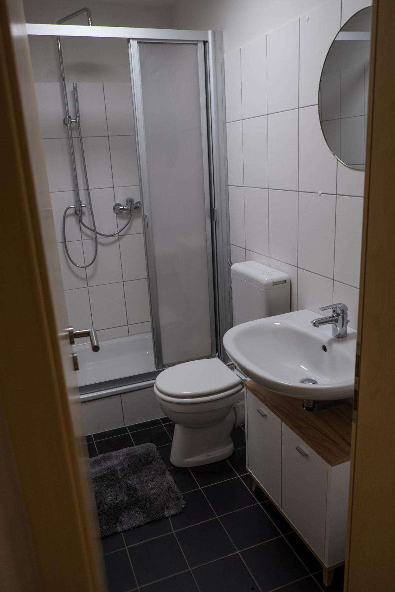 Fewo Huebner Andernach Buitenkant foto